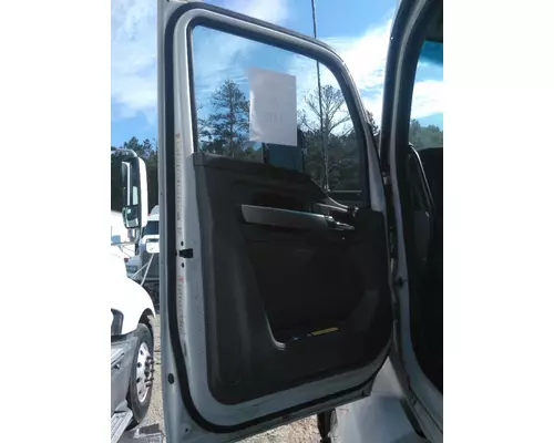 KENWORTH T680 2013-2026 DOOR ASSEMBLY, FRONT