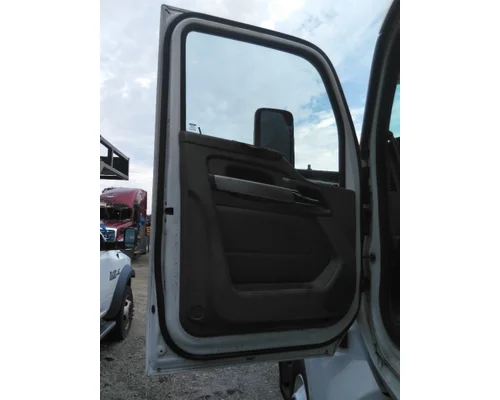 KENWORTH T680 2013-2026 DOOR ASSEMBLY, FRONT