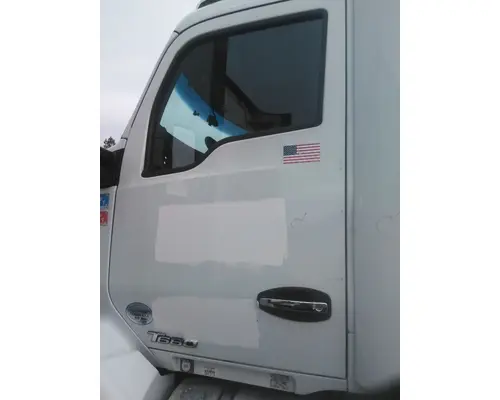 KENWORTH T680 2013-2026 DOOR ASSEMBLY, FRONT