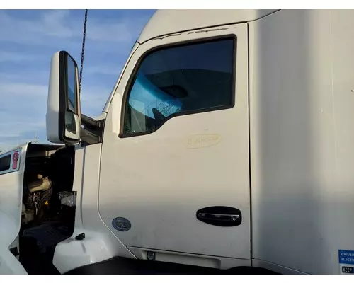 KENWORTH T680 2013-2026 DOOR ASSEMBLY, FRONT