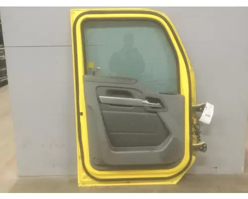 KENWORTH T680 2013-2026 DOOR ASSEMBLY, FRONT