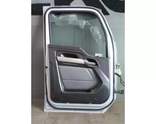 KENWORTH T680 2013-2026 DOOR ASSEMBLY, FRONT