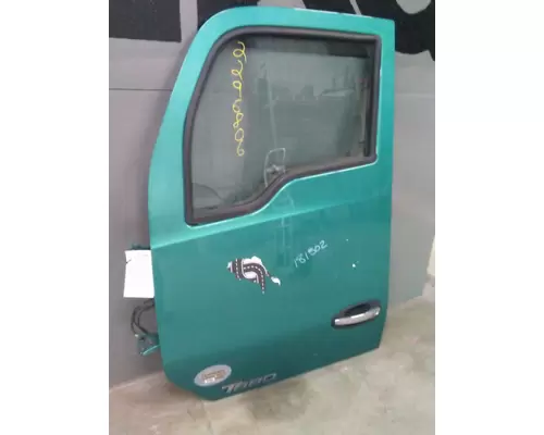 KENWORTH T680 2013-2026 DOOR ASSEMBLY, FRONT
