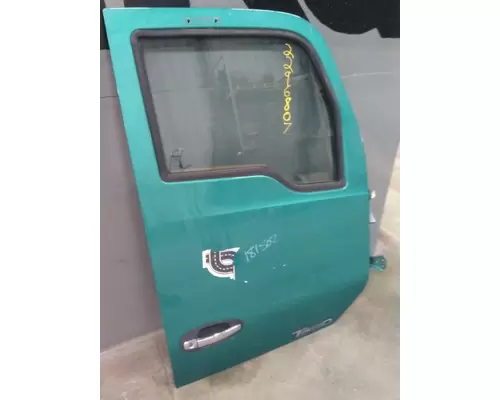 KENWORTH T680 2013-2026 DOOR ASSEMBLY, FRONT