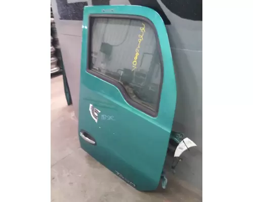 KENWORTH T680 2013-2026 DOOR ASSEMBLY, FRONT