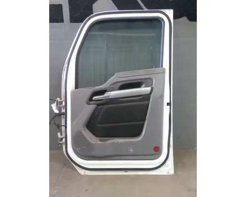 KENWORTH T680 2013-2026 DOOR ASSEMBLY, FRONT