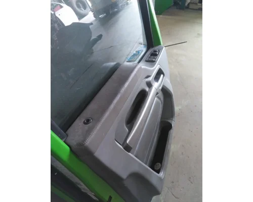 KENWORTH T680 2013-2026 DOOR ASSEMBLY, FRONT