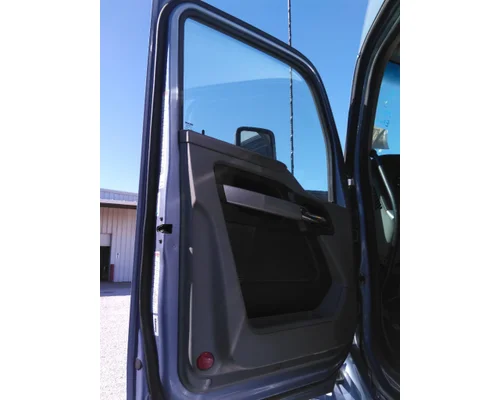 KENWORTH T680 2013-2026 DOOR ASSEMBLY, FRONT