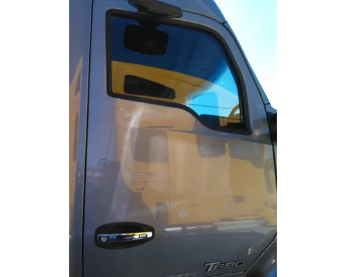KENWORTH T680 2013-2026 DOOR ASSEMBLY, FRONT