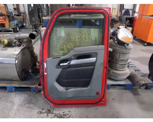 KENWORTH T680 2013-2026 DOOR ASSEMBLY, FRONT