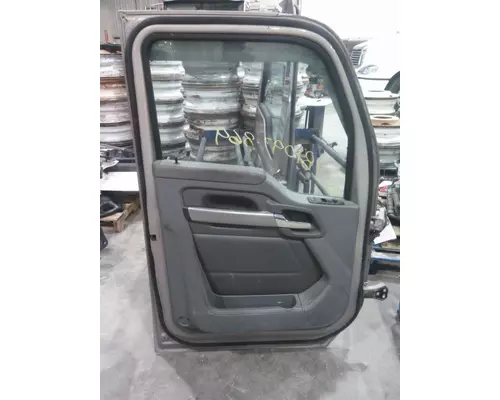 KENWORTH T680 2013-2026 DOOR ASSEMBLY, FRONT