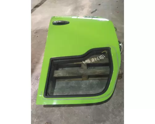 KENWORTH T680 2013-2026 DOOR ASSEMBLY, FRONT