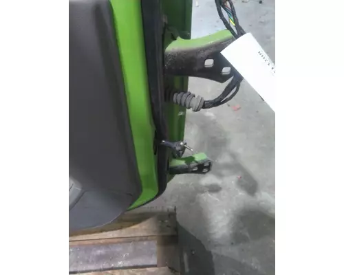 KENWORTH T680 2013-2026 DOOR ASSEMBLY, FRONT