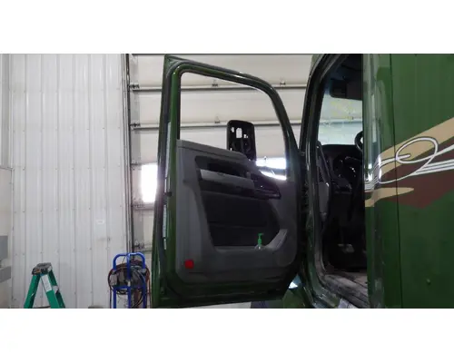 KENWORTH T680 2013-2026 DOOR ASSEMBLY, FRONT