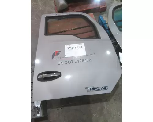 KENWORTH T680 2013-2026 DOOR ASSEMBLY, FRONT