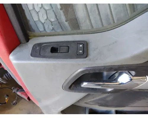 KENWORTH T680 2013-2026 DOOR ASSEMBLY, FRONT