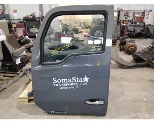 KENWORTH T680 2013-2026 DOOR ASSEMBLY, FRONT