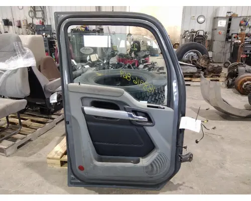 KENWORTH T680 2013-2026 DOOR ASSEMBLY, FRONT