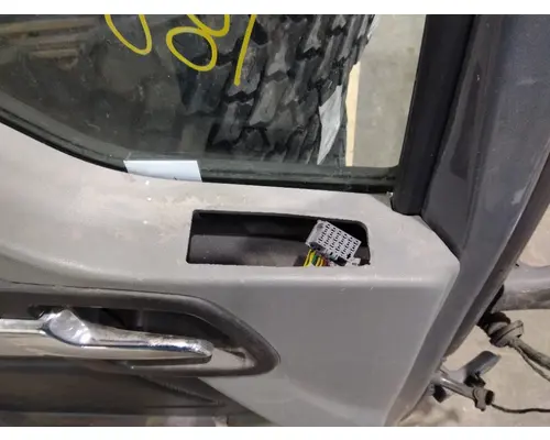 KENWORTH T680 2013-2026 DOOR ASSEMBLY, FRONT