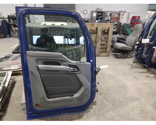KENWORTH T680 2013-2026 DOOR ASSEMBLY, FRONT