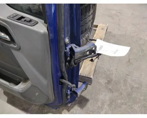 KENWORTH T680 2013-2026 DOOR ASSEMBLY, FRONT