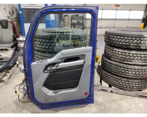 KENWORTH T680 2013-2026 DOOR ASSEMBLY, FRONT