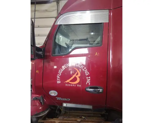 KENWORTH T680 2013-2026 DOOR ASSEMBLY, FRONT