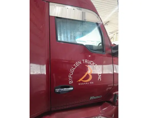 KENWORTH T680 2013-2026 DOOR ASSEMBLY, FRONT