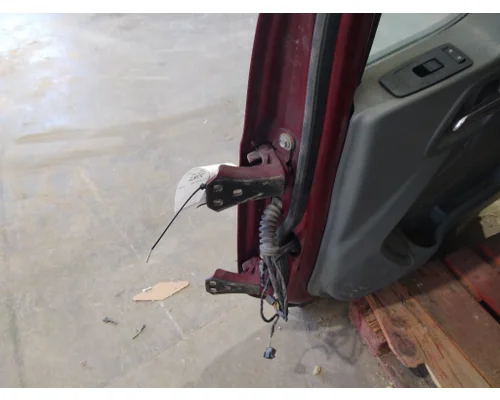 KENWORTH T680 2013-2026 DOOR ASSEMBLY, FRONT