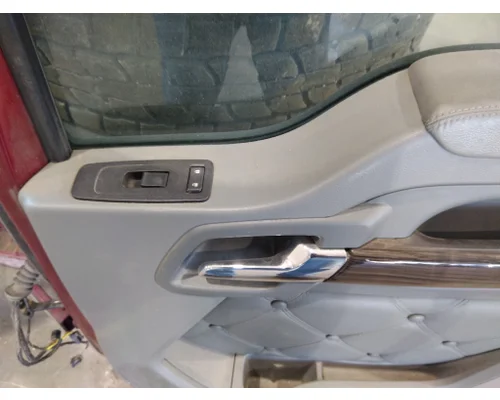 KENWORTH T680 2013-2026 DOOR ASSEMBLY, FRONT