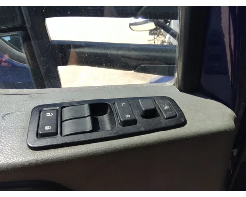 KENWORTH T680 2013-2026 DOOR ASSEMBLY, FRONT