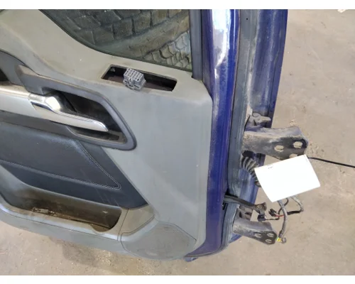 KENWORTH T680 2013-2026 DOOR ASSEMBLY, FRONT