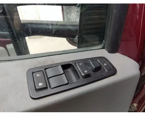KENWORTH T680 2013-2026 DOOR ASSEMBLY, FRONT