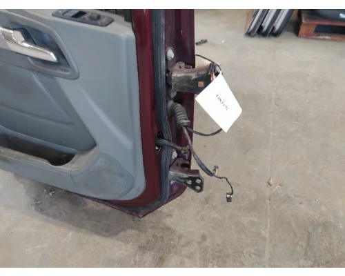 KENWORTH T680 2013-2026 DOOR ASSEMBLY, FRONT
