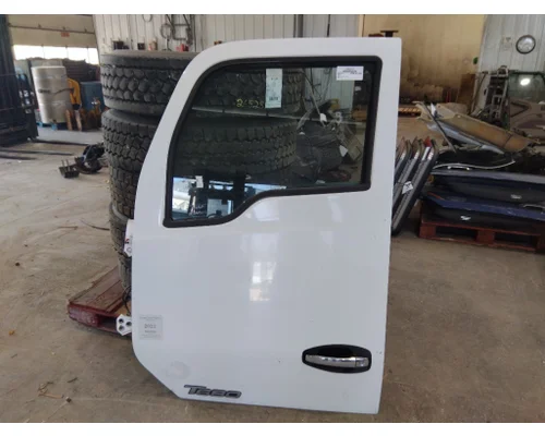 KENWORTH T680 2013-2026 DOOR ASSEMBLY, FRONT