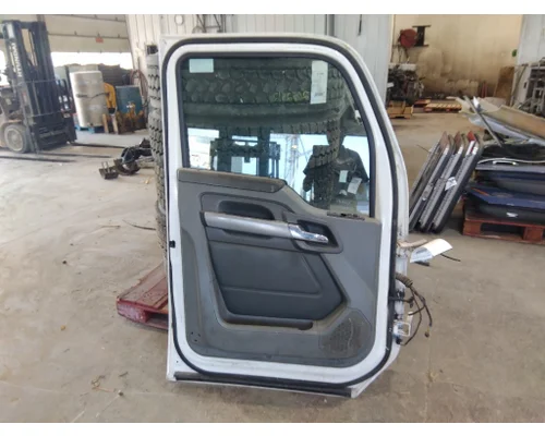 KENWORTH T680 2013-2026 DOOR ASSEMBLY, FRONT