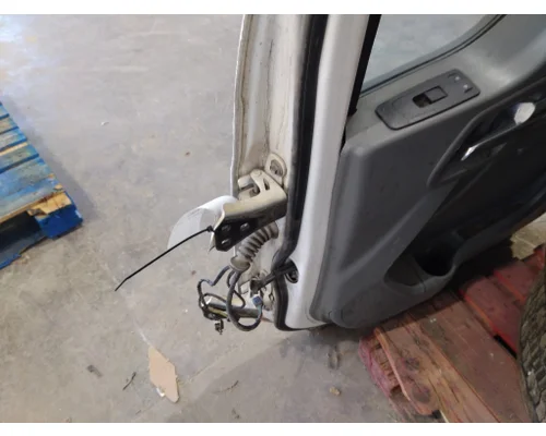 KENWORTH T680 2013-2026 DOOR ASSEMBLY, FRONT