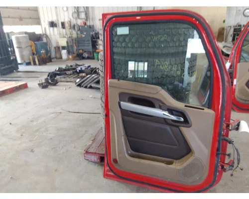 KENWORTH T680 2013-2026 DOOR ASSEMBLY, FRONT