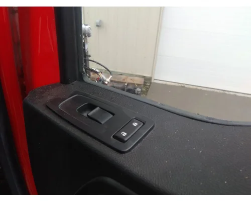 KENWORTH T680 2013-2026 DOOR ASSEMBLY, FRONT