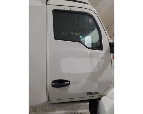 KENWORTH T680 2013-2026 DOOR ASSEMBLY, FRONT