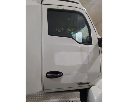 KENWORTH T680 2013-2026 DOOR ASSEMBLY, FRONT