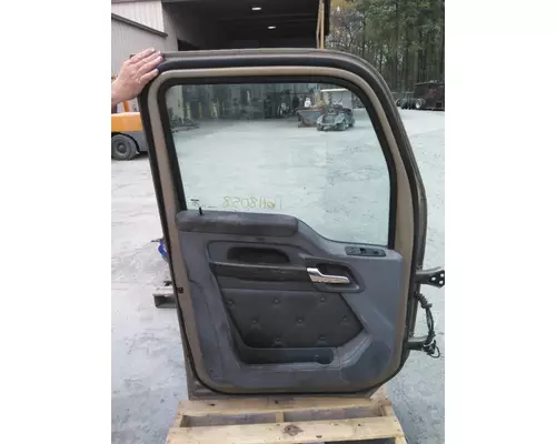 KENWORTH T680 2013-2026 DOOR ASSEMBLY, FRONT