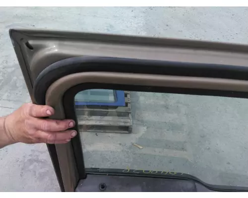 KENWORTH T680 2013-2026 DOOR ASSEMBLY, FRONT