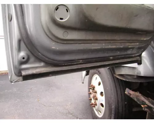 KENWORTH T680 2013-2026 DOOR ASSEMBLY, FRONT