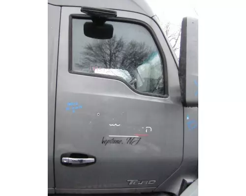 KENWORTH T680 2013-2026 DOOR ASSEMBLY, FRONT