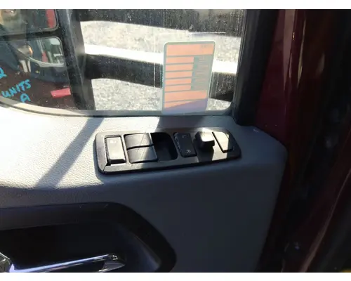 KENWORTH T680 2013-2026 DOOR ASSEMBLY, FRONT