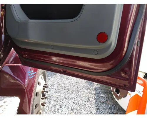 KENWORTH T680 2013-2026 DOOR ASSEMBLY, FRONT