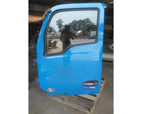 KENWORTH T680 2013-2026 DOOR ASSEMBLY, FRONT