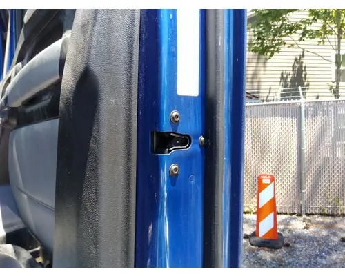 KENWORTH T680 2013-2026 DOOR ASSEMBLY, FRONT