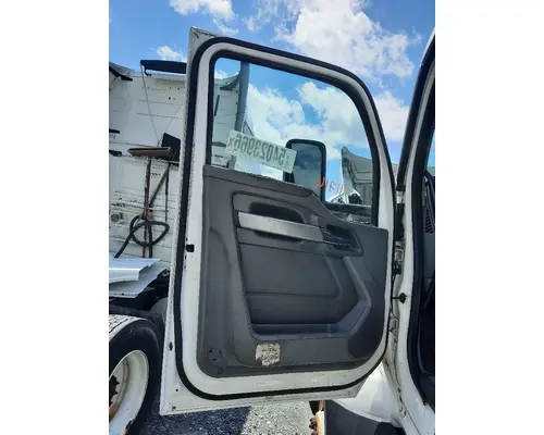 KENWORTH T680 2013-2026 DOOR ASSEMBLY, FRONT